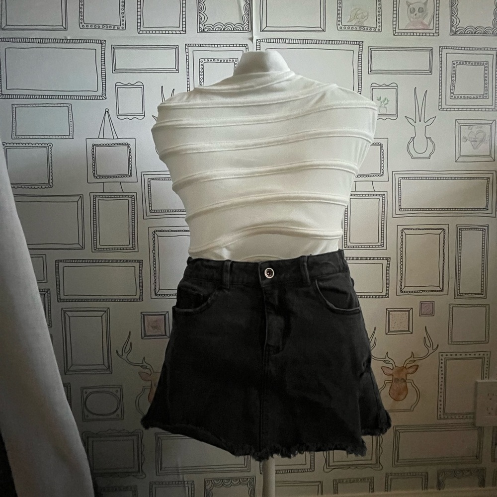 Girl’s Distressed Black Mini Skirt